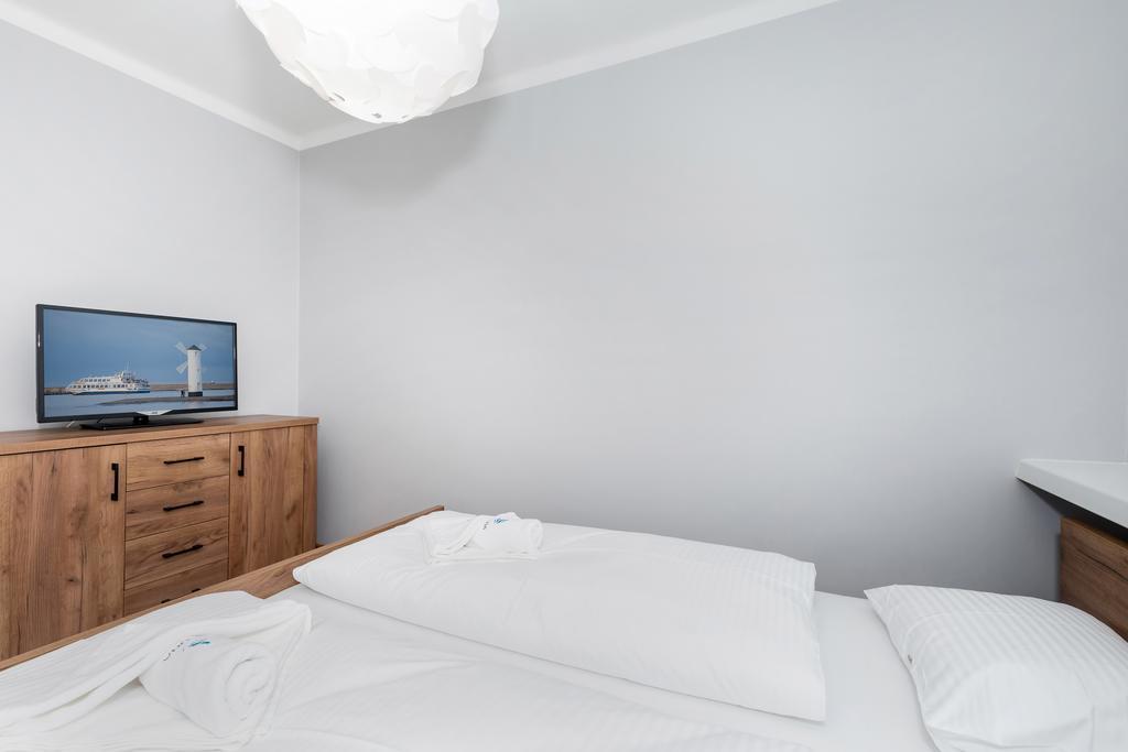 Spokojny Apartament Przy Parku Chopina By Noclegi Renters Świnoujście Екстериор снимка